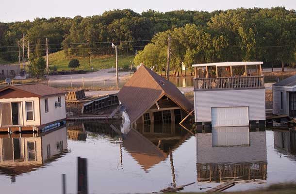 Lũ lụt là một trong những thảm họa thiên nhiên tồi tệ nhất thường xuyên xảy ra ở các nước trên thế giới.