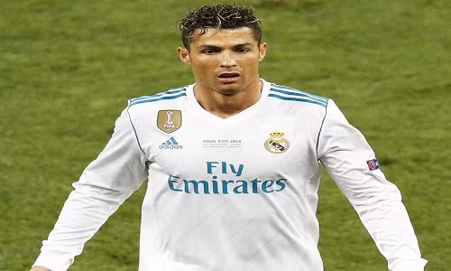 Kể từ mùa Hè 2017, luôn có các thông tin ngôi sao người Bồ Đào Nha muốn lãnh đạo Real để anh rời sân Bernabeu cuối mùa.