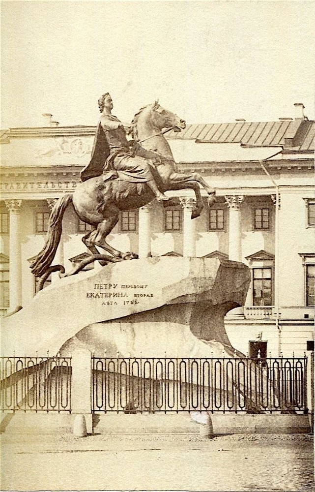 Tượng đài Peter Đại đế được dựng ở vị trí trang trọng tại thành phố St Petersburg của Nga.