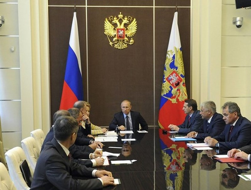 Tổng thống Vladimir Putin họp nội các tại Điện Kremlin