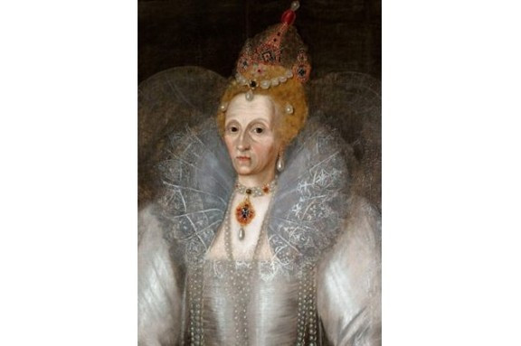 Tuy nhiên, sau khi hoàng hậu Anne Boleyn bị chém đầu, Elizabeth I bị tước danh hiệu công chúa cũng như truất quyền thừa kế ngai vàng và không được cha yêu thương như trước.