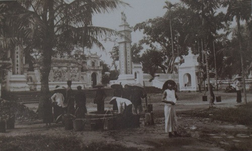 Võ Miếu (Đền Hồng Sơn).