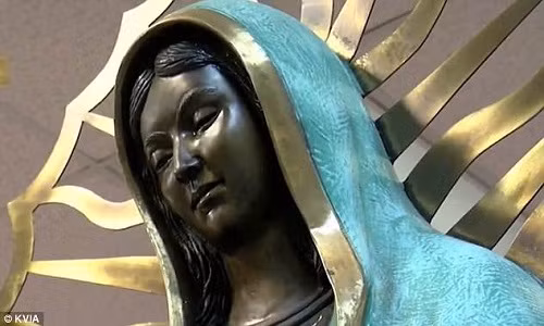 Ngo ngang tuong Duc me dong trinh ''nho le'' toa huong nhu hoa hong-Hinh-2