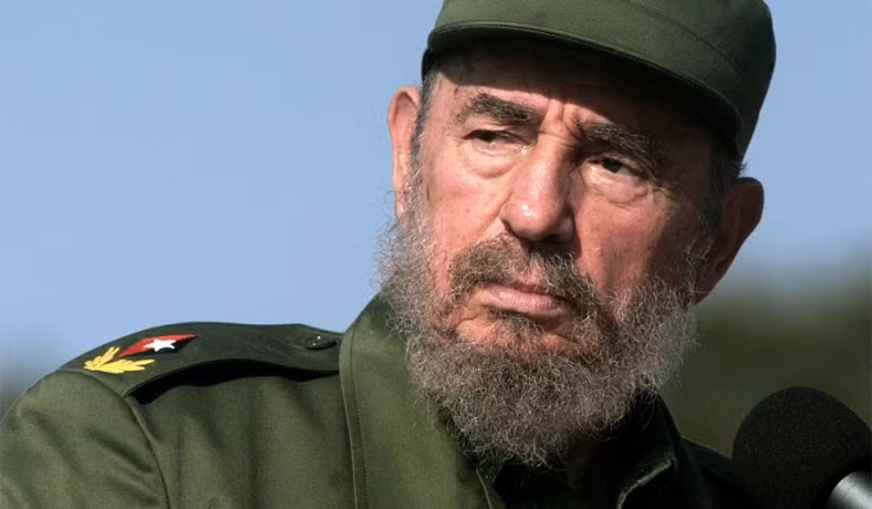 Theo ước tính, lãnh tụ Cuba Fidel Castro đã trải tra hơn 600 cuộc ám sát hụt.