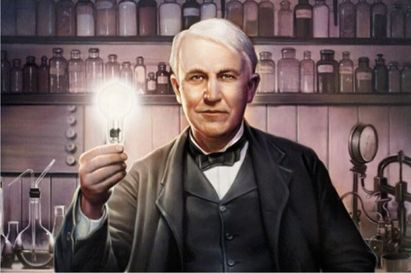 Năm 1879, Thomas Edison phát minh ra đèn sợi đốt đã làm thay đổi diện mạo cuộc sống của người dân.