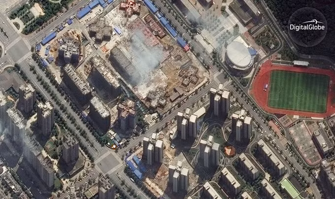 Khu dự án Meixi Lake (Changsa) vắng vẻ khi nhìn từ trên cao.