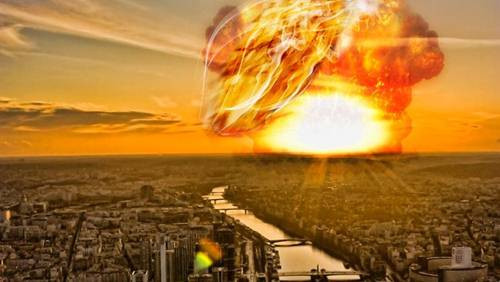 Người Maya đưa ra tiên đoán về ngày này rằng, ban ngày sẽ kết thúc, bóng đêm bao trùm Trái Đất; loài người sẽ trải qua một thảm họa nhưng không bị tiêu diệt hoàn toàn mà sẽ bước vào một thời kỳ phát triển mới, hưng thịnh và văn minh hơn.