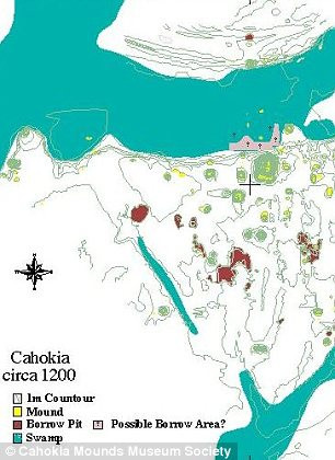 Việc xây những kim tự tháp đất trên với mục đích gì cũng trở thành bí ẩn về thành phố Cahokia. Thêm nữa, người Cahokia không để lại ngôn ngữ viết khiến thành phố này càng trở nên bí ẩn hơn.