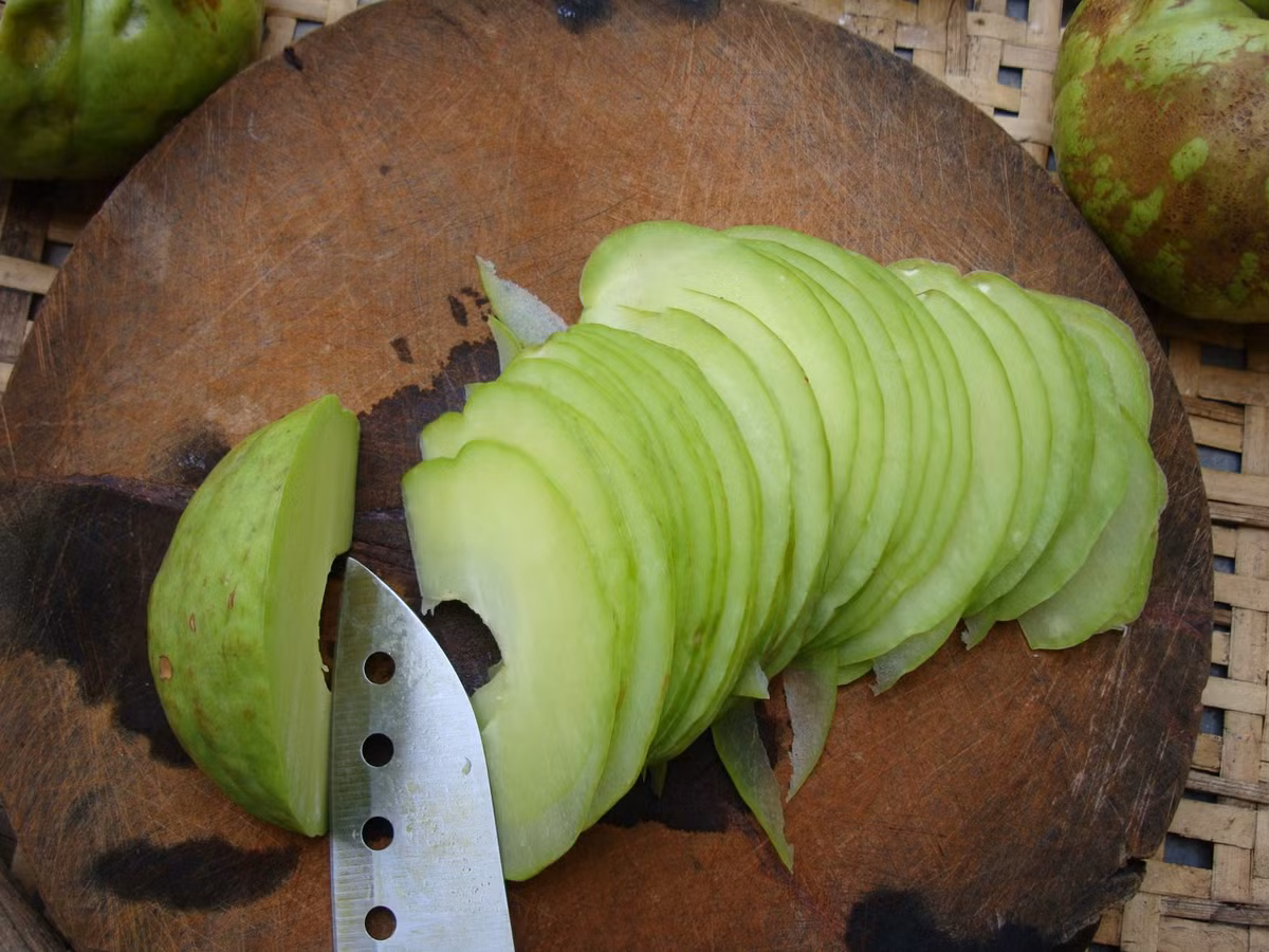 Dieu thu vi ve qua tai chua, moc nhieu o Viet Nam-Hinh-6