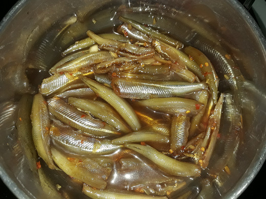 Ngày nay, cá lìm kìm đã trở thành một đặc sản ngon được nhiều người yêu thích. Ảnh mediacdn.