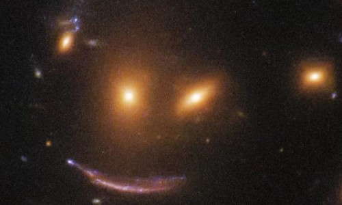 Phát hiện nụ cười trong không gian cực nhộn, đầy bí ẩn Phat hien nu cuoi trong khong gian cuc nhon, day bi an