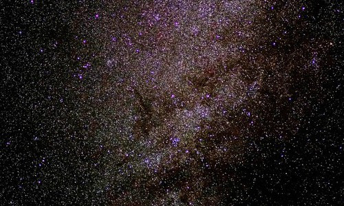 Thu thap “DNA” cua sao, tim chi em mat tich cua Mat troi