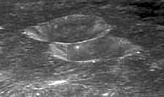 Lai phat hien can cu khong lo tren Mat trang?-Hinh-2