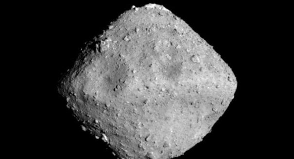 Khong co dau hieu nuoc, su song tren tieu hanh tinh Ryugu?