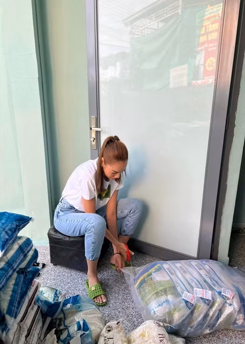 Lê Hoàng Phương tích cực làm từ thiện trước khi nổi tiếng. Ảnh: FBNV.