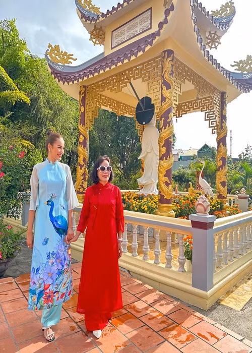 Trên trang cá nhân, Lê Hoàng Phương khoe nhiều hình ảnh bên gia đình. Ảnh: FBNV.