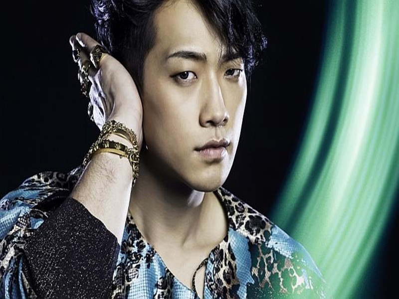 Bi Rain tiếp tục gặt hái thành công với album Ways to avoid the sun năm 2004 và It’s raining năm 2006. Ảnh: Vietnamplus.