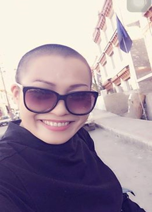 Phương Thanh chia sẻ, việc xuống tóc của cô là biểu hiện của một người giác ngộ đạo Phật. “Nếu Phương Thanh có xuống tóc cho một lý do khác thì chỉ xuống tóc cho sức khỏe cha mẹ mình”, cô nói thêm. Ảnh: Dân Việt.