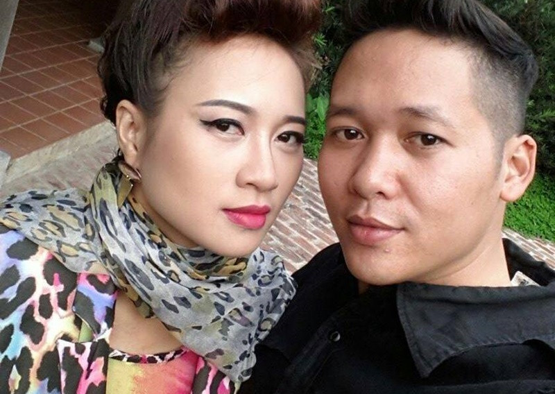 Khánh Linh kết hôn lần đầu tiên năm 2005. 4 năm sau đó, cô ly hôn. Đến năm 2014, Khánh Linh công khai bạn trai tên Trần Tùng. Ảnh: FBNV.