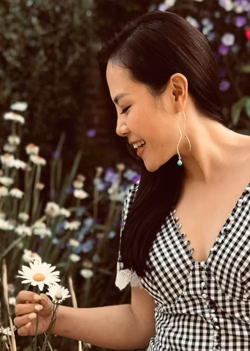 Bà xã Phan Anh sở hữu nhan sắc mặn mà.