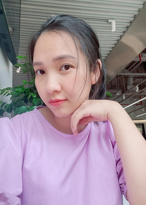 Trong cuộc phỏng vấn với Arttimes hồi tháng 5, Thụy Vy cho biết, cô được chồng hỗ trợ việc nhà lẫn công việc bên ngoài khi mang bầu. Ảnh: FBNV.