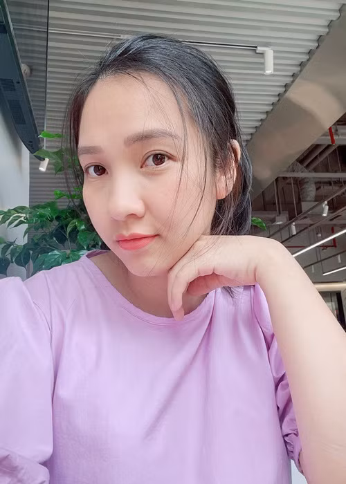 Trong cuộc phỏng vấn với Arttimes hồi tháng 5, Thụy Vy cho biết, cô được chồng hỗ trợ việc nhà lẫn công việc bên ngoài khi mang bầu. Ảnh: FBNV.