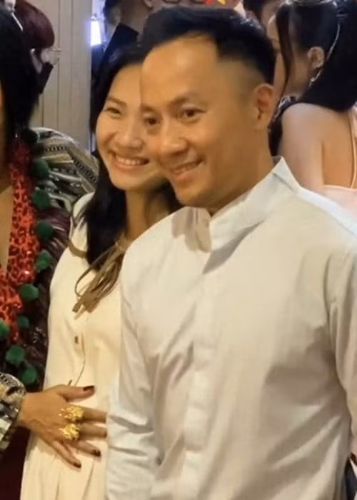 Nhan sắc của Thụy Vy vẫn rạng rỡ dù bầu bí. Ảnh: Người Đưa Tin.