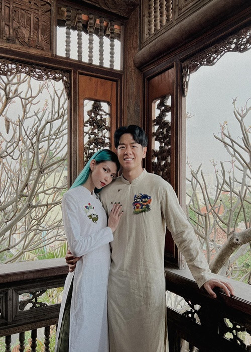 Khi còn hẹn hò Michael Trương, Thùy Dương cho biết, cô được là chính mình khi ở bên anh, mà không phải gồng lên.