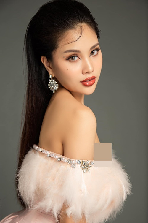 Trúc Giang đang theo đuổi công việc dẫn chương trình. Ảnh: FBNV.