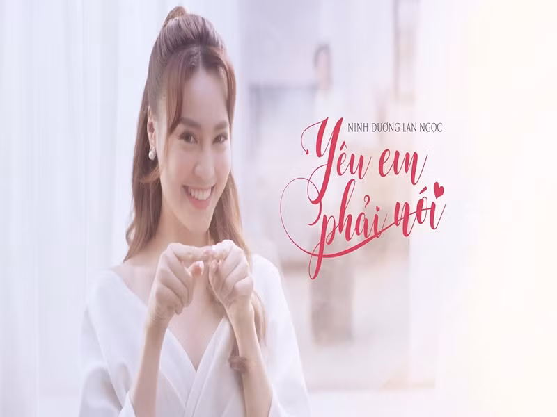 Nữ diễn viên ra mắt các MV Gái già tuyển phi công, Gái già muốn lấy chồng, Yêu em phải nói, Tết yêu Tết ghét. Ảnh: FBNV.