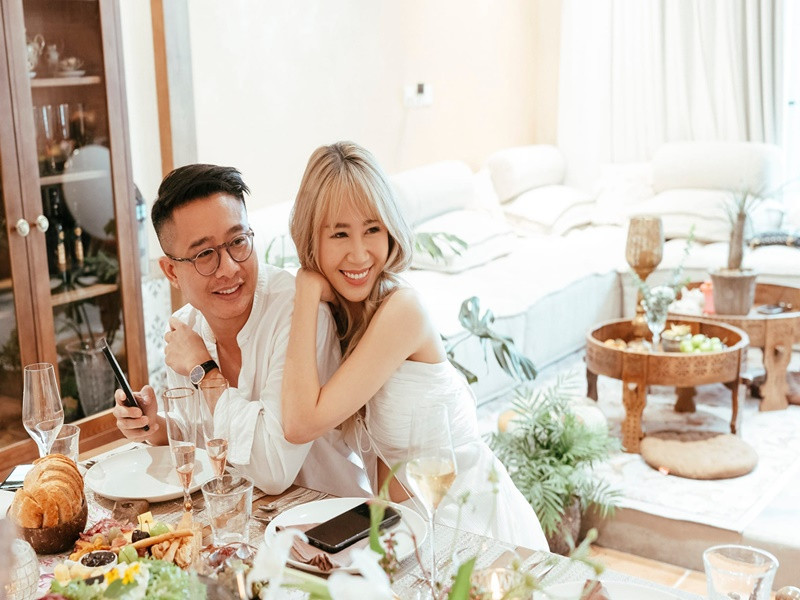 "Rất may, hai vợ chồng chẳng bao giờ giận nhau được lâu, cùng lắm chỉ một, hai ngày thôi", Dương Thùy Linh giãi bày.