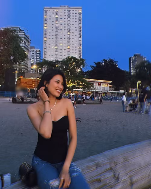 Nguyễn Thị Thành gợi cảm hơn sau 6 năm bị tước danh hiệu. Ảnh: Instagram.