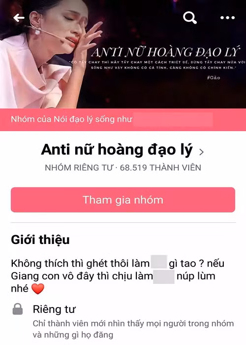 Từ được yêu thích, năm 2020, Hương Giang bị antifan tẩy chay. Một nhóm antifan Hương Giang đã được lập nên với hơn 100.000 thành viên. Các antifan để lại những lời bình luận theo hướng tiêu cực, cho rằng cô “rao giảng đạo lý trên các chương trình truyền hình". Ảnh: Vietnamnet.