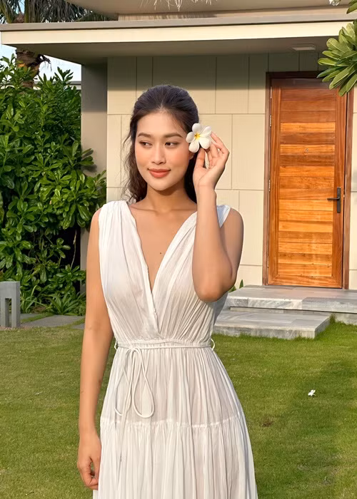 Người đẹp gốc Long An sắp tốt nghiệp đại học. Ảnh: FBNV.