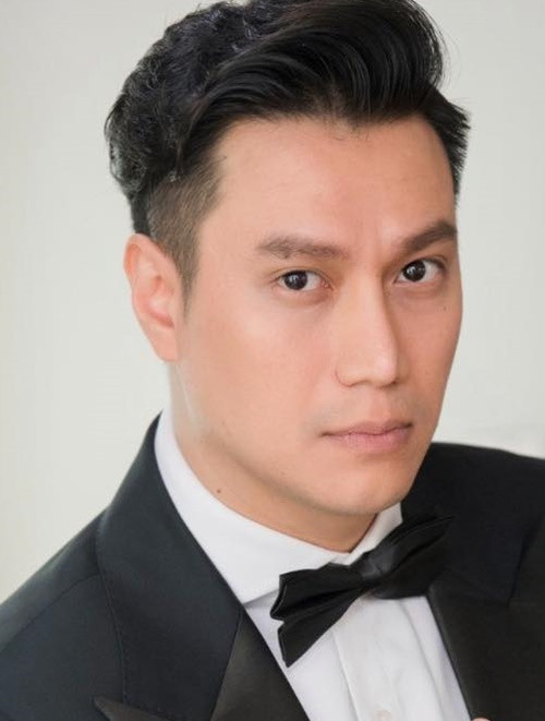 Chia sẻ với Vietnamnet, Việt Anh cho biết có đọc tất cả bình luận trên trang cá nhân nhưng từ chối trả lời vì không muốn đề cập thêm tới vấn đề này. Nam diễn viên nói không bao giờ lấy con cái để PR còn những chuyện đã qua chỉ người trong cuộc biết rõ. Ảnh: FBNV.