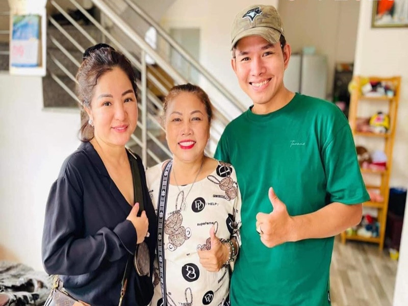 Nữ ca sĩ vay mượn hơn 1 tỷ đồng để xây nhà. Ảnh: FBNV.