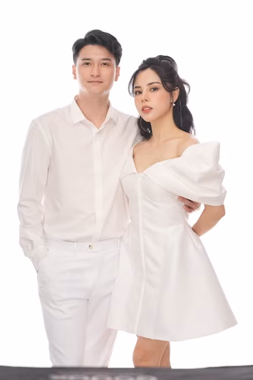 3 năm hẹn hò của Huỳnh Anh và bạn gái hơn tuổi 3 nam hen ho cua Huynh Anh va ban gai hon tuoi