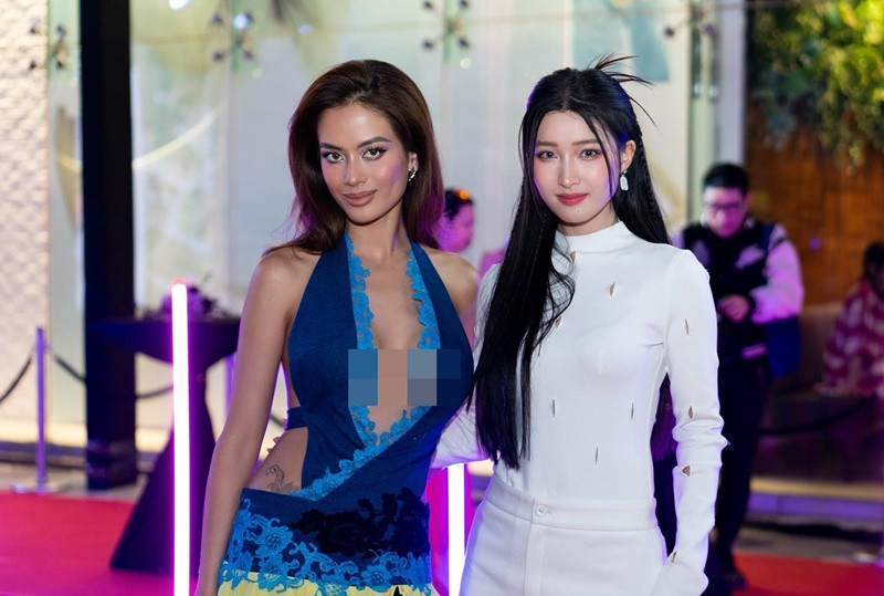 Nữ người mẫu tự tin đọ sắc các nàng hậu như Phương Nhi, Mai Phương Thúy.