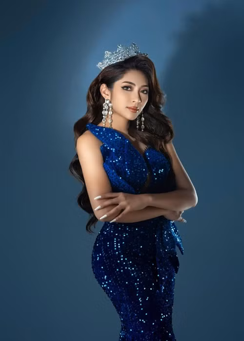 Sau khi ly hôn, Thu Thảo nỗ lực lấy lại vóc dáng.