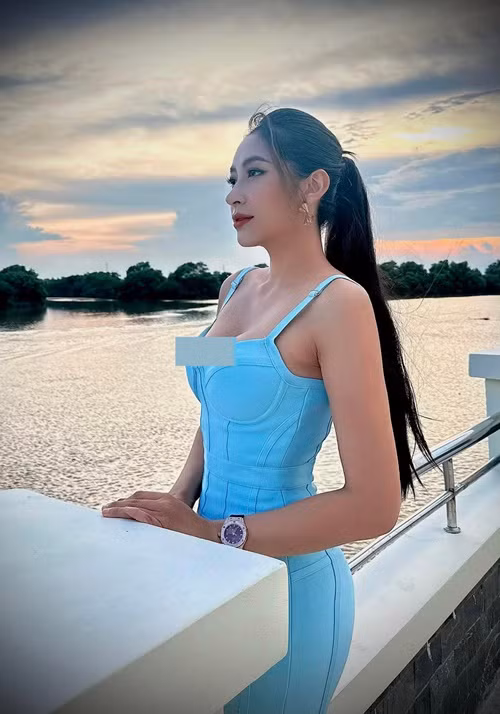 Trong cuộc phỏng vấn với Thể Thao Văn Hóa hồi tháng 10/2022, nàng hậu chia sẻ, cô đã gặp một người rất tốt, gần như bù đắp hết mọi thiệt thòi trắc trở của cô trước đó.