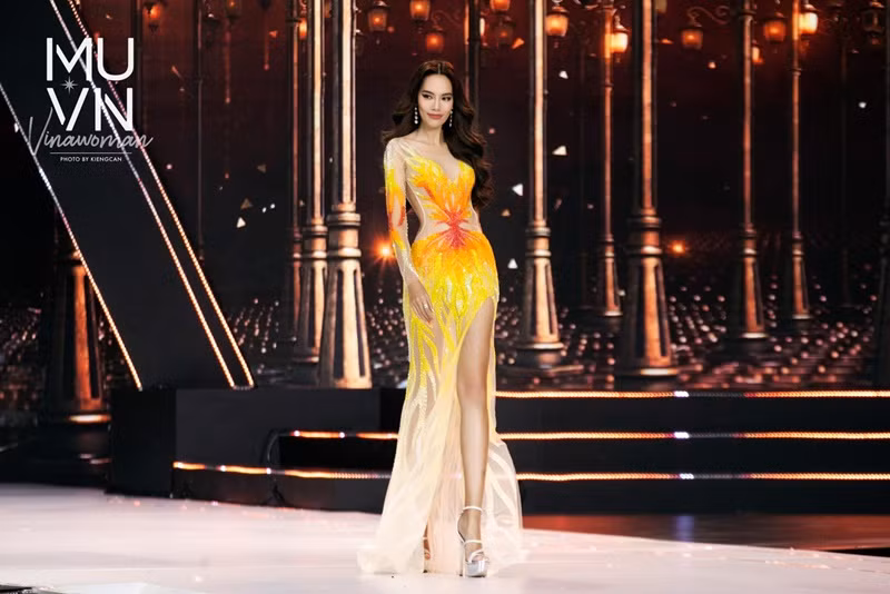 Lê Hoàng Phương giành giải Người đẹp biển Hoa hậu Hoàn vũ Việt Nam 2019, lọt top 5 Hoa hậu Hoàn vũ Việt Nam 2022. Ảnh: FBNV.