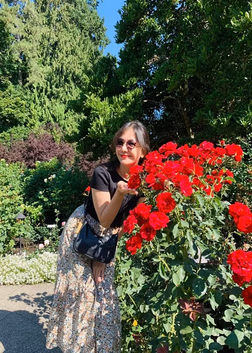 Ái Châu đồng ý sang Canada cùng chồng con.