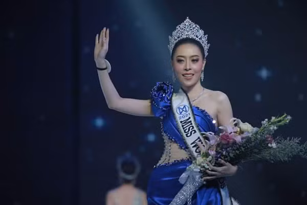 Vuong them on ao phat ngon, Y Nhi kho giu vuong mien?-Hinh-2