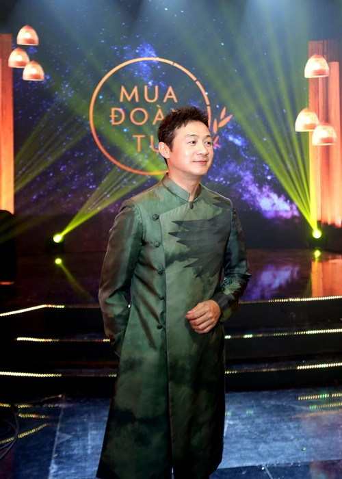 Nam MC hiện tại là ông bố ba con.