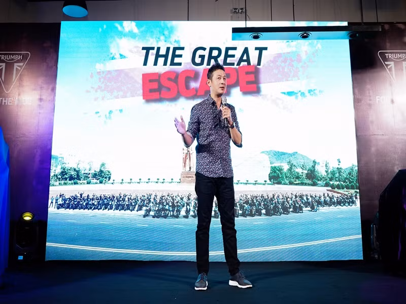 Anh được xem là một trong những sao Việt “trẻ mãi không già”.