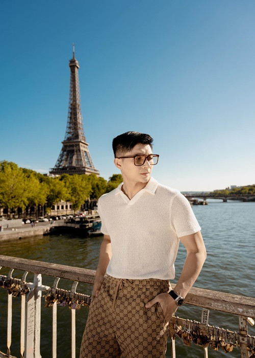 Việc Lâm Bảo Châu dẫn chương trình Chị đẹp đạp gió rẽ sóng được nhiều khán giả quan tâm. Từ khi vào showbiz, anh chủ yếu làm người mẫu. Vài lần, Lâm Bảo Châu đóng phim.
