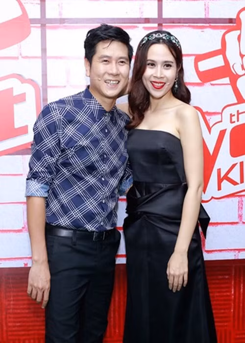 Tháng 6/2022, khi cùng vợ đi công tác tại Tây Ban Nha, Hồ Hoài Anh vướng scandal. Ảnh: Saostar.