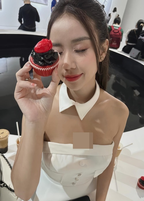 Mới đây, trên trang cá nhân, Bảo Ngọc - vợ cũ Hoài Lâm đăng tải loạt ảnh tham gia sự kiện giới thiệu dự án của Đạt G.