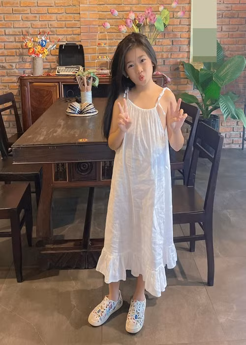 Con gái Mai Phương sống cùng hai bảo mẫu. Khi Phùng Ngọc Huy về Việt Nam, bé Lavie cùng ba về nhà ông bà nội.