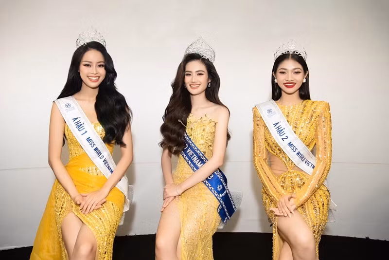 Sau ồn ào phát ngôn, Ý Nhi (giữa) và Đào Thị Hiền im hơi lặng tiếng. Ảnh: FBNV.